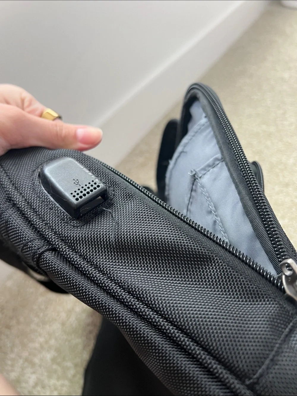 Black Men's Laptop Briefcase with Detachable Shoulder Strap